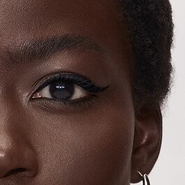 Eyeliner Alta Precisione